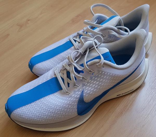 nike pegasus turbo white blue